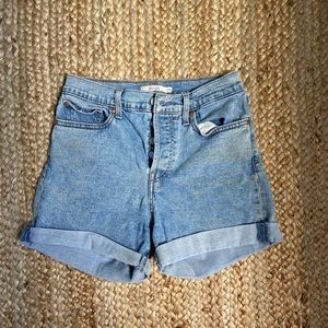 Levi’s Wedgie Shorts
